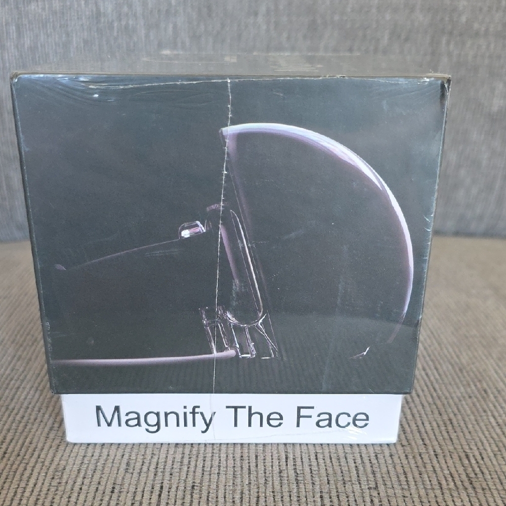 NightWatch Magnifying Clock Dock For  Apple Watches - Picture 7 of 10